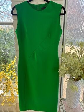 Zara Vibrant Green Sleeveless Midi Sheath Dress